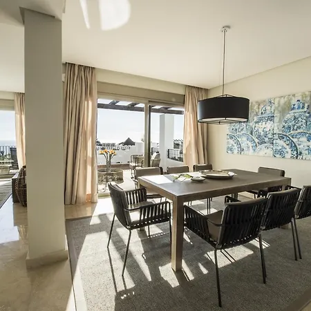 Direct Transfer Gold Beach, 3 Bdr Suite, Sea Views Διαμέρισμα